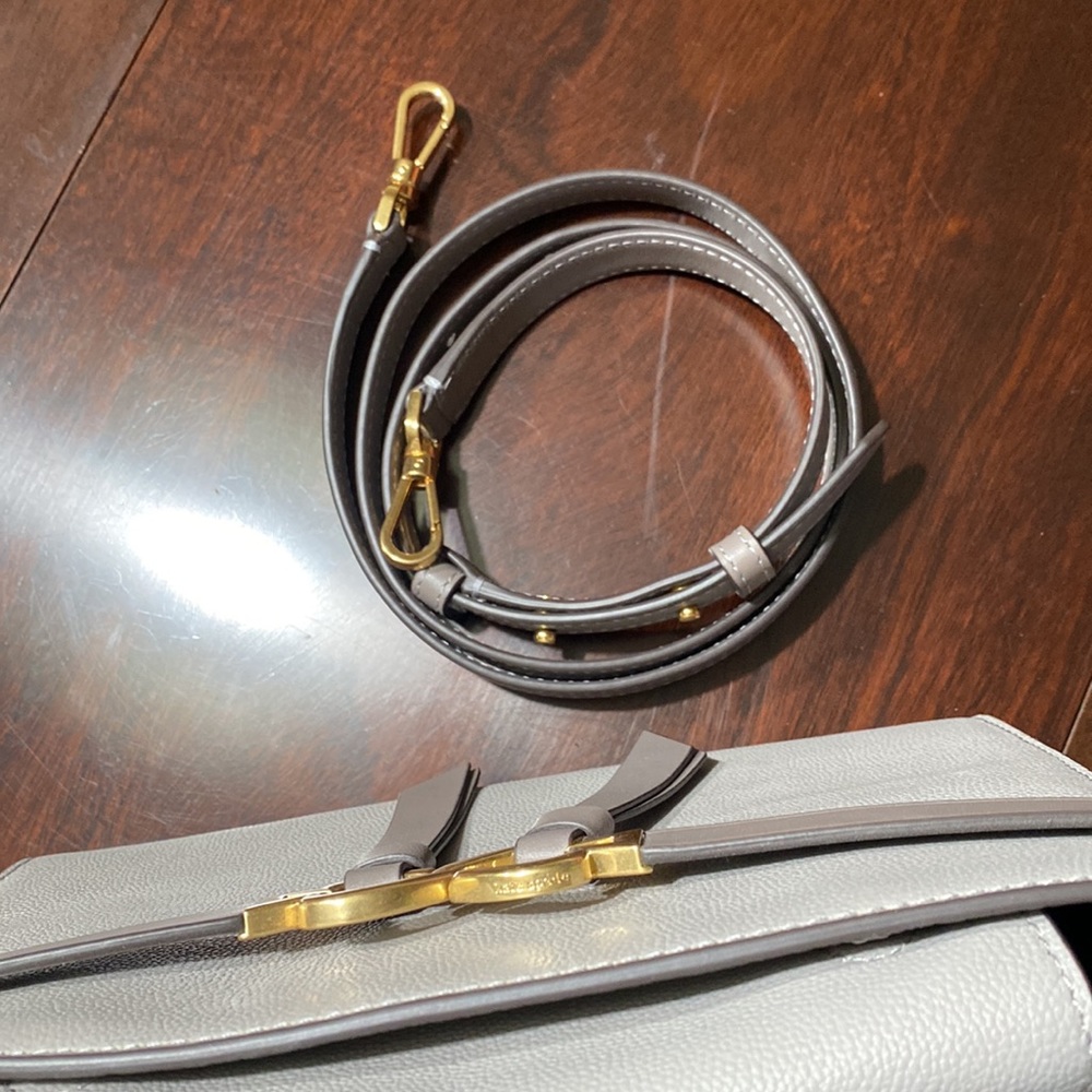 kate spade Pebbled Leather Crossbody in Light Gray with Gold Hardware - Picture 5 of 10